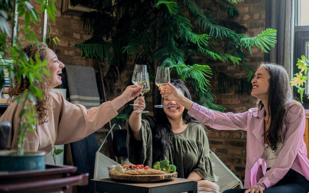 Felicity Carter tackles Clean Wine in the Circle’s “Let’s Talk About” webinar