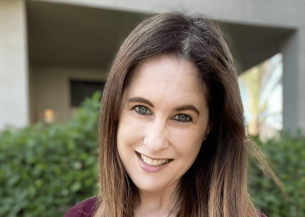 New Member: Dena Roché